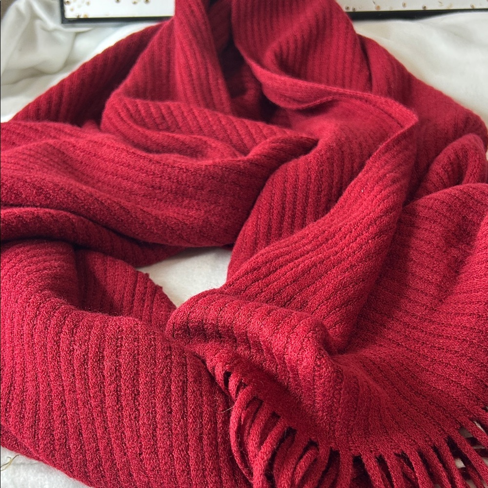 Red Ribbed Fringe Shaw #2060 - Picture 5 of 5